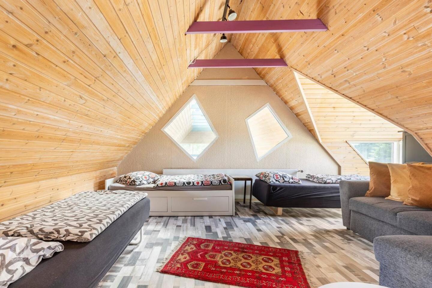 Trandafir Guesthouse Эгтвед Экстерьер фото